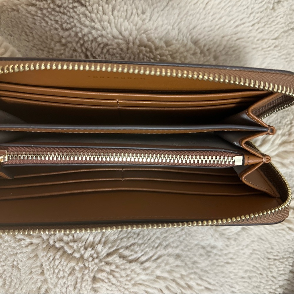 Tory Burch Tan and Brown Snake Print Crossbody Bag Set - Picture 2 of 10